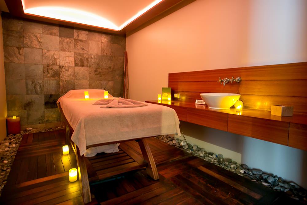 holiday inn hotel istanbul city masaj uygulamaları